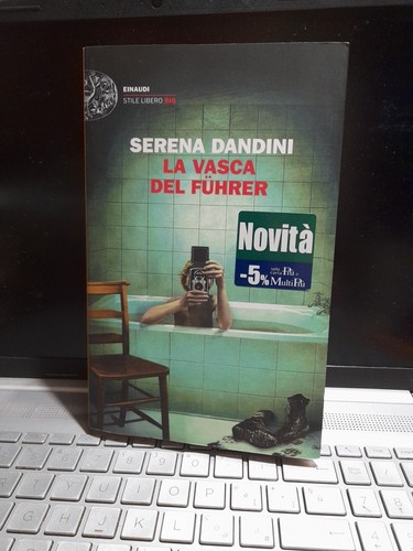 Vasca del führer serena - la,